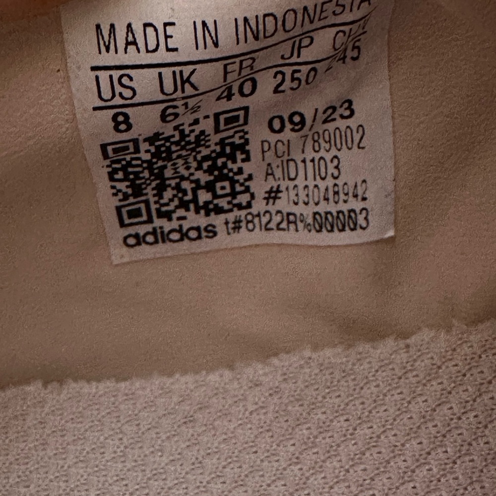 Adidas Superstar XLG - Picture 10 of 14